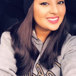 Meet your Posher, Esperanza